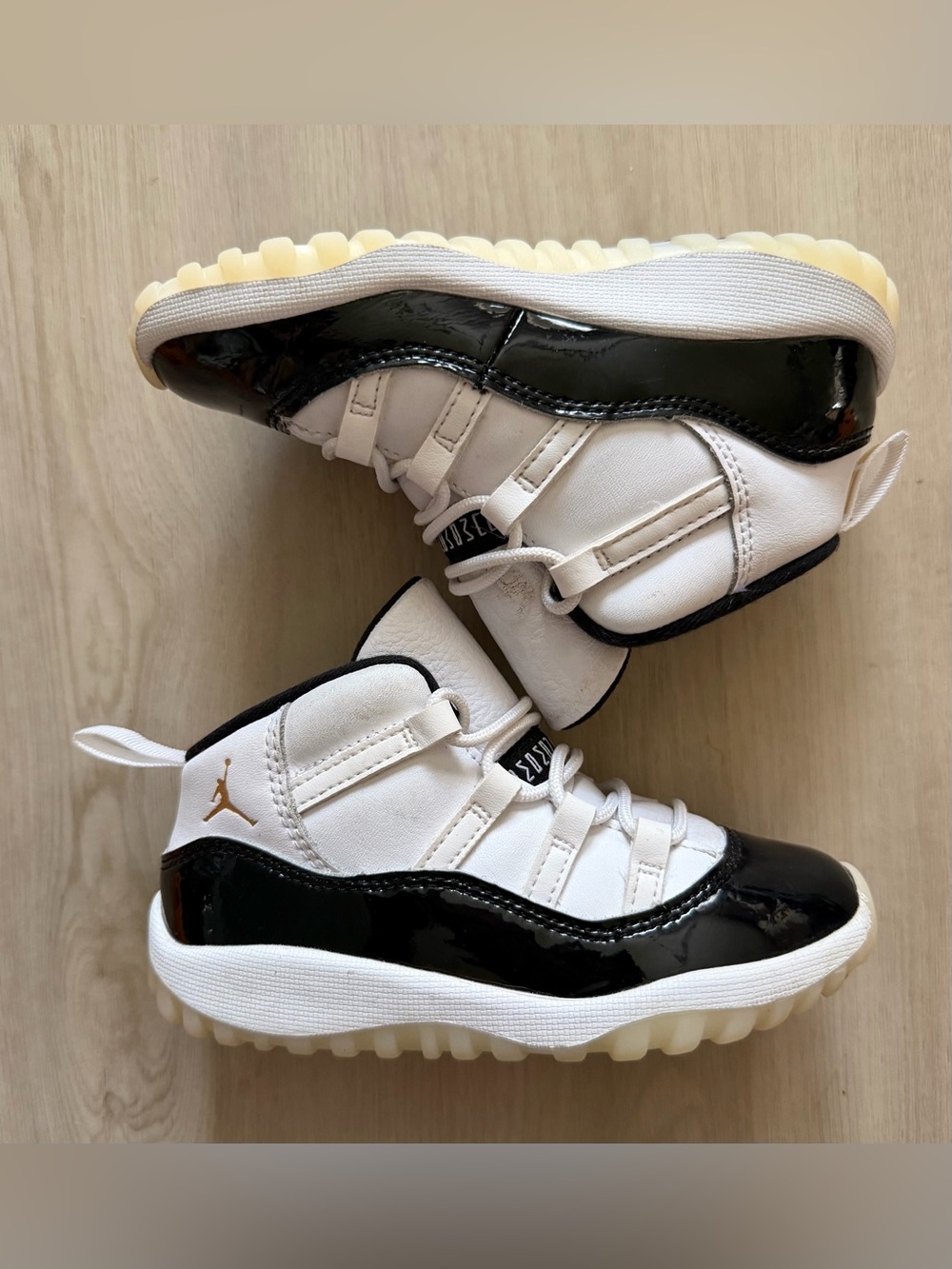 ddler's Jordan 11 Retro "Gratitude" (378040 170) Sz 9c